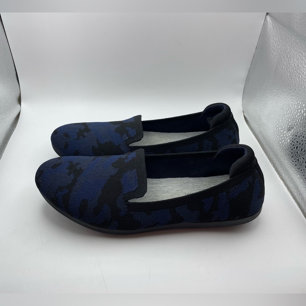Cloudsteppers by Clark’s women’s round toe flats size 5.5